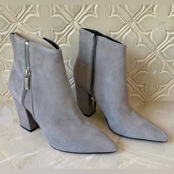 Nine West Shoes - NEW Nine West Gray Suede Zipper Detail Ankle Boots 7 1/2